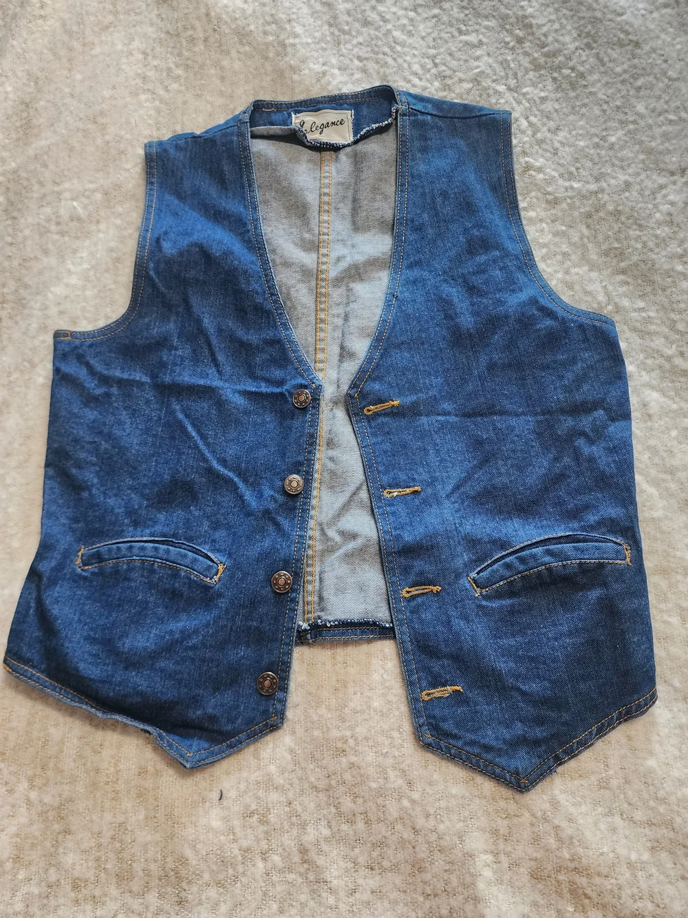 Vintage Elegance Denim Jean Vest Sleeveless Button Up Cowboy Boho Crop Top Med